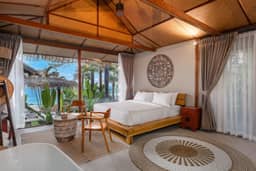 Beachfront 6-Bedroom Villa for Rent, Bophut — photo 3