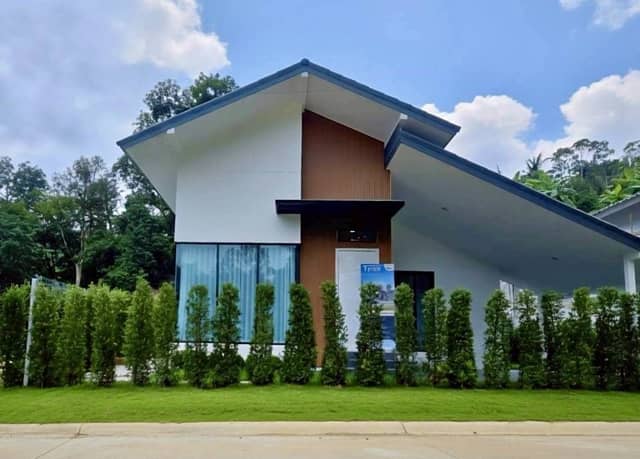 Modern 3-Bedroom Pool Villa in Lamai – 480 sqm Land | Fully Furnished Option