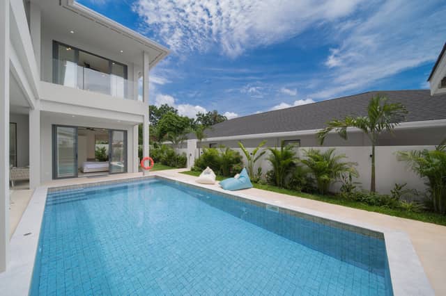 5-Bedroom Pool Villa in Plai Laem