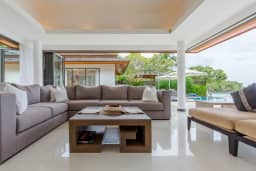 Beachfront 4-bedroom villa with infinity pool, private chef and full staff, Bophut — photo 5