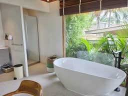Beachfront 6-Bedroom Villa for Rent, Bophut — photo 6