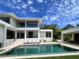 Just-finished two-storey villa on a 607 m² — photo 5