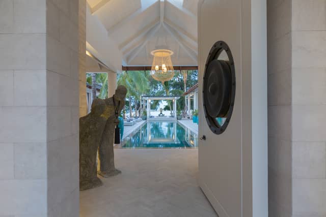 Beachfront 5-Bedroom Villa — Chaweng