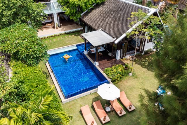 Beachfront 2-Bedroom Villa — Bang Por