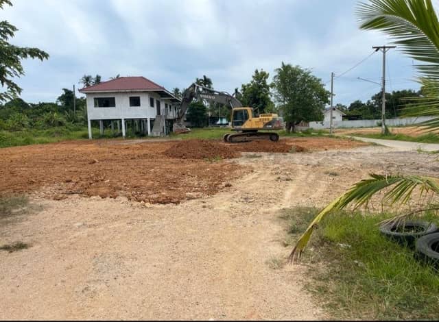 Spacious Land for Rent Near Ban Tai Beach