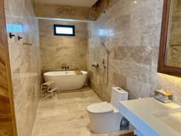Modern 1-bedroom pool villa in a premium villa complex — photo 4