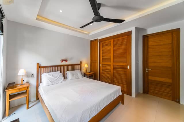 9-Bedroom Villa — Chaweng Noi — photo 2
