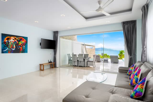 Stunning Seaview Property for rental business or living — photo 2