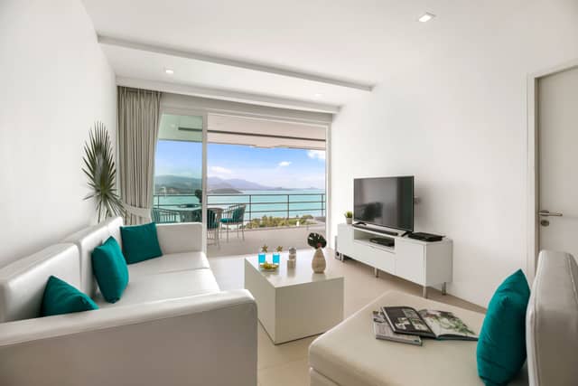 Sea-View 2-Bedroom Apartment, 104 m² — Bang Rak — photo 2