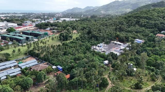 Stunning Flat Land in Soi Khao Phra – 2,611.6 Sq.m. Special Price: 8.5 Million Baht A beautiful plot perfectly suited for a private residence or property investment. — photo 2