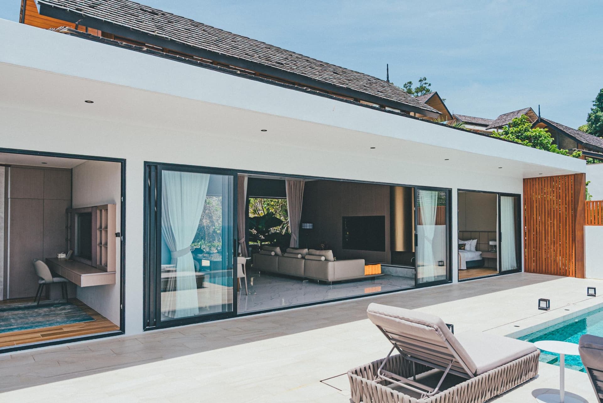 Luxurious 2-Tier Villa | 3 Bed, 3 Bath at Bang Po. — The sand a walk from the gate