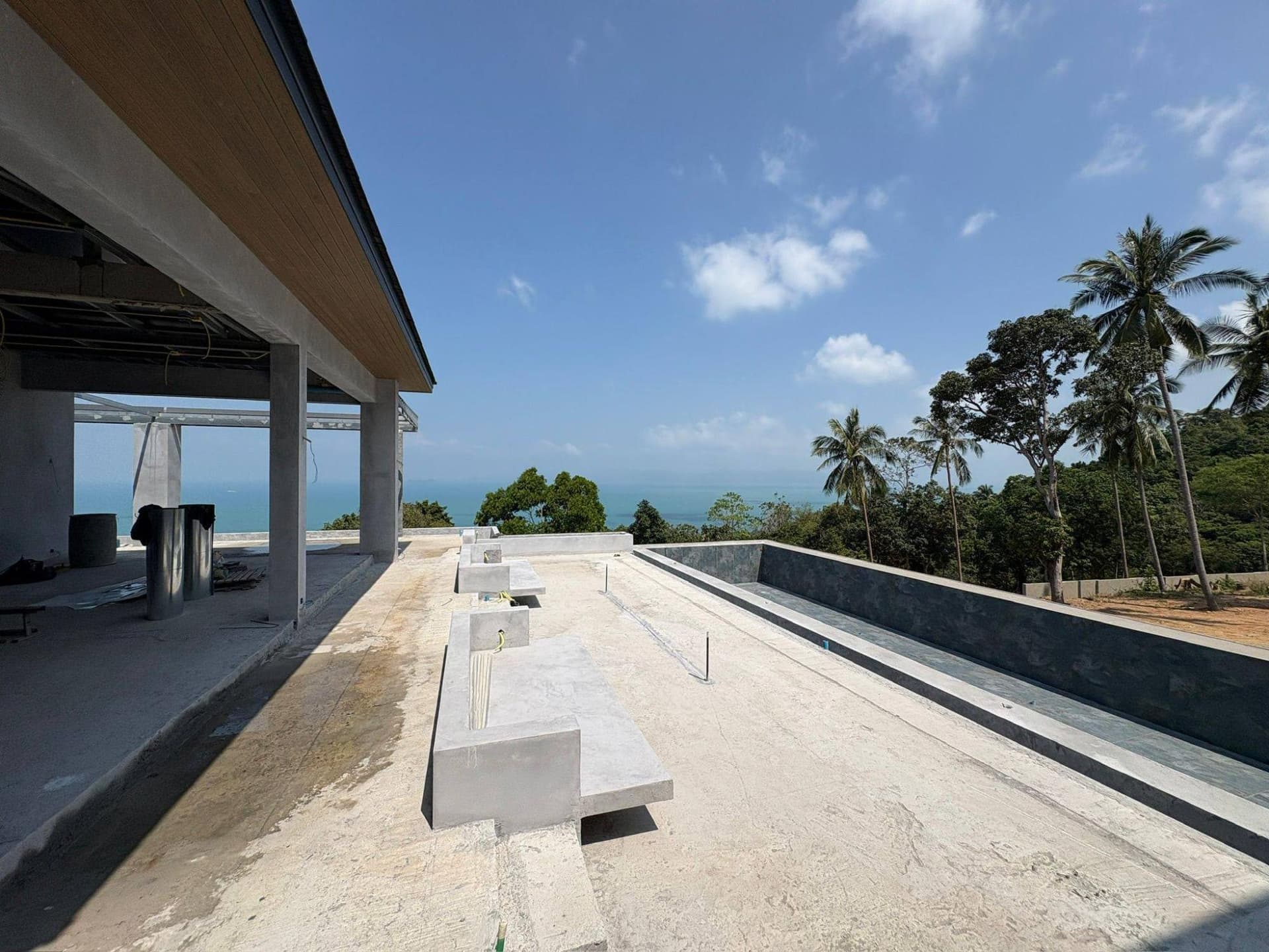Sustainable Luxury Sea-View Villa: Infinity Pool & Tropical Harmony in Koh Samui — The infinity edge above the bay