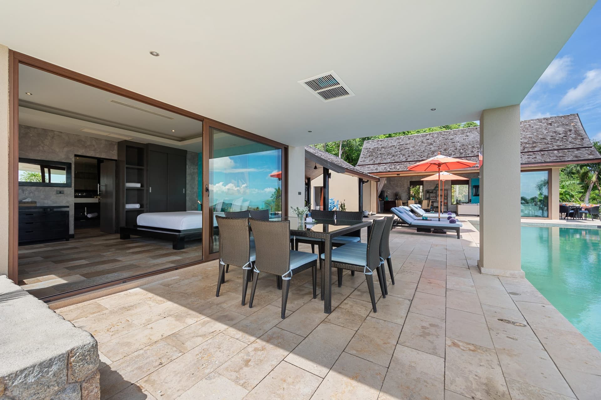 4-Bedroom Villa — Chaweng Noi — Several places to sit, not one
