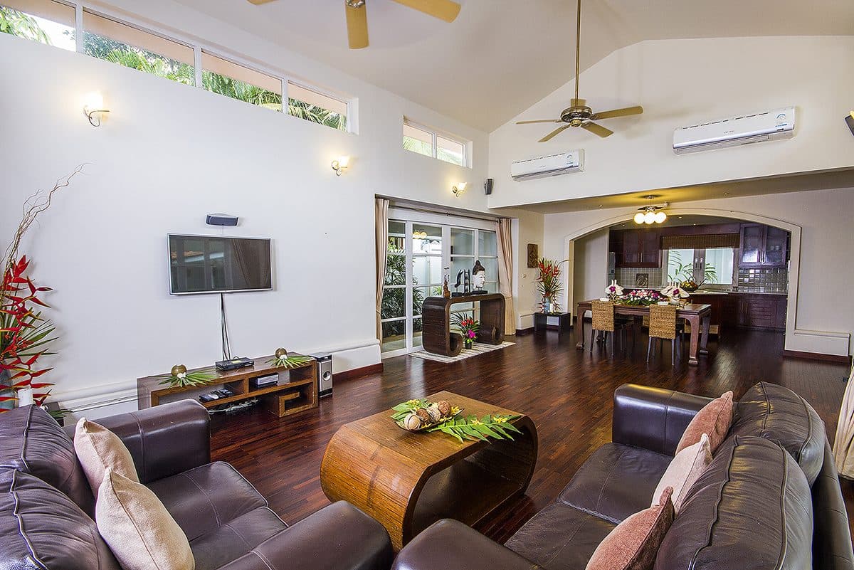 4-Bedroom Villa — Bang Rak — A corridor along the water leads in