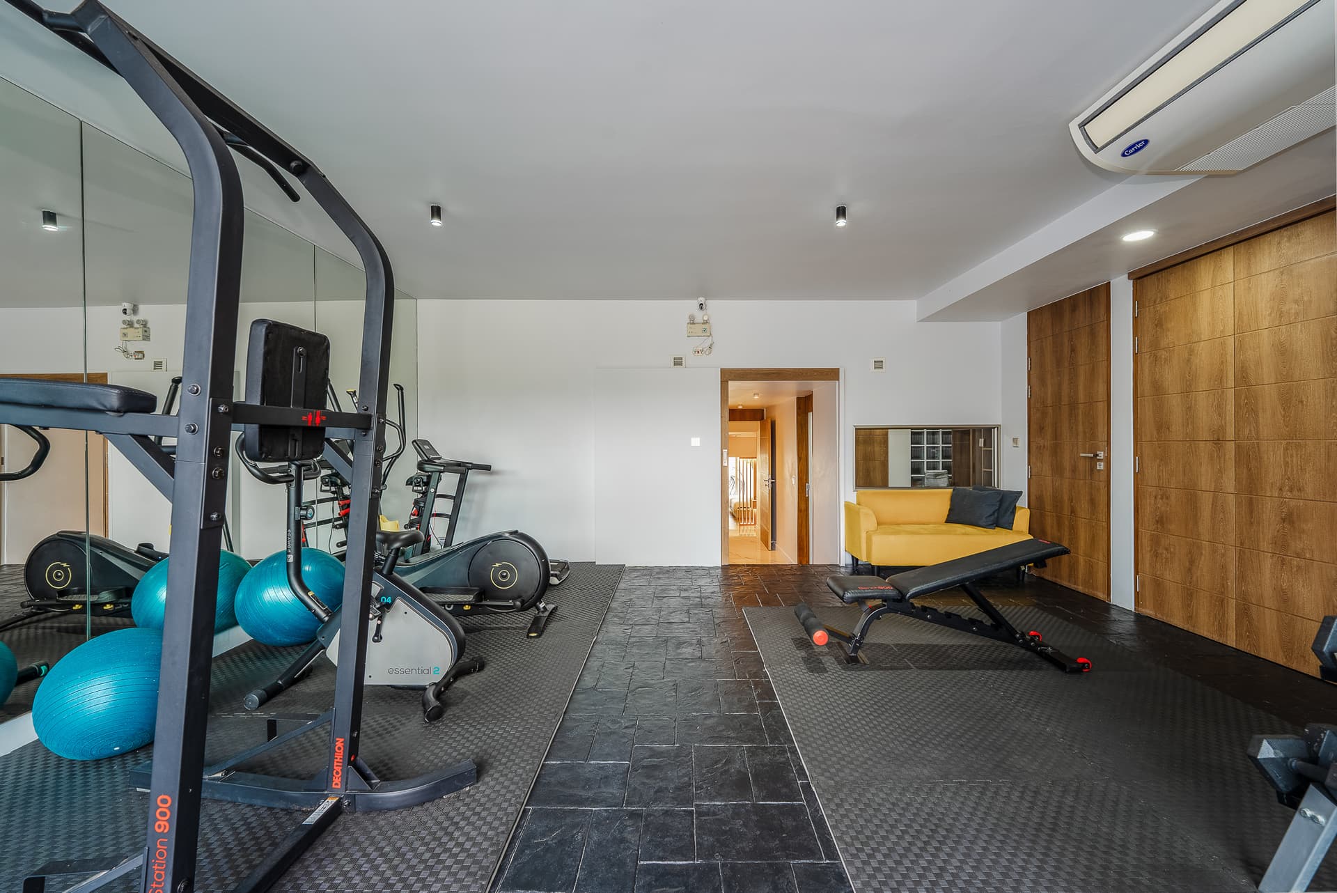 Sea-View 4-Bedroom Villa — Kata Noi — Training room on the lower level