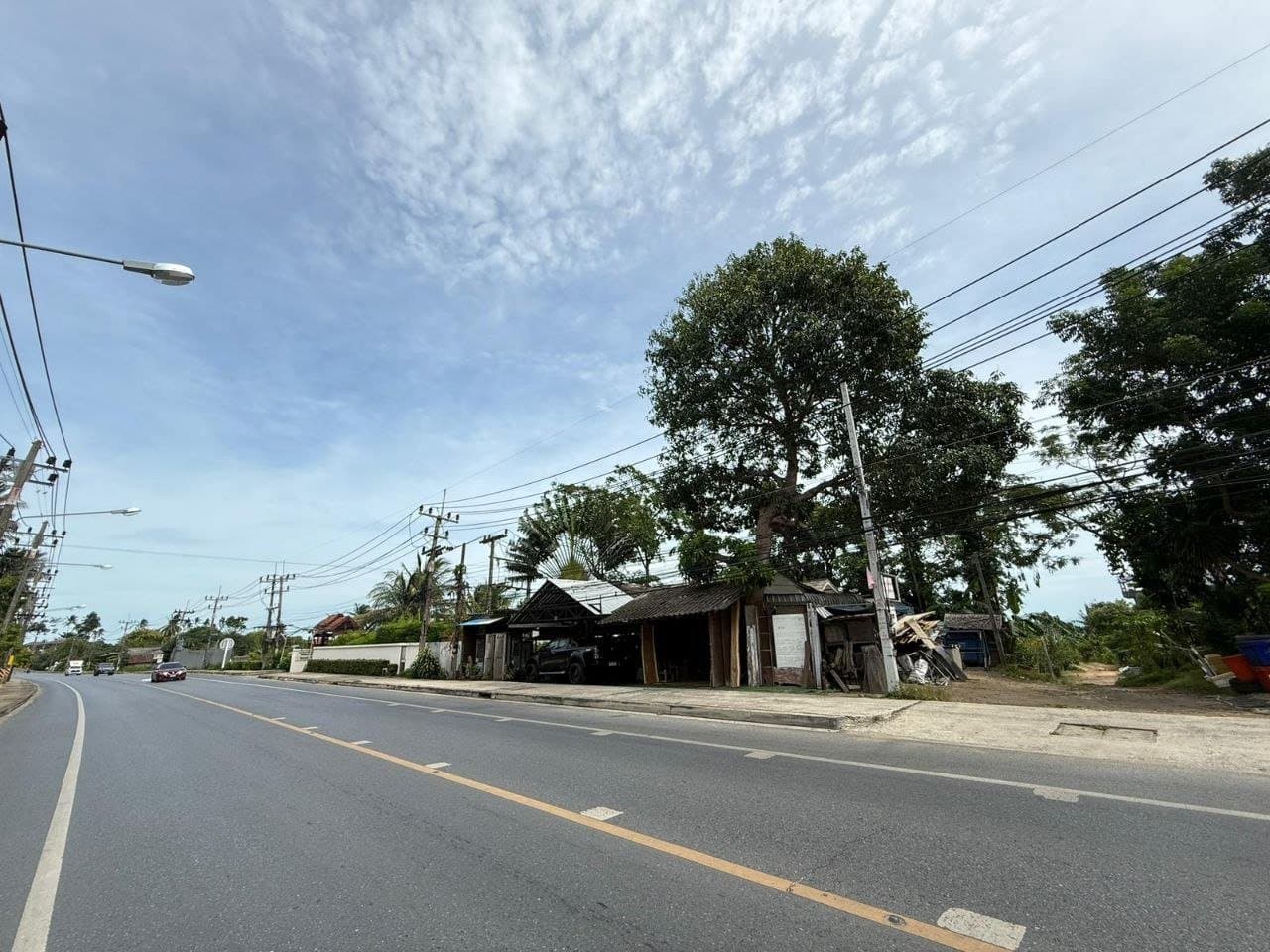 Rare Beachfront Main Road Land for Lease — Concrete approach to the boundary