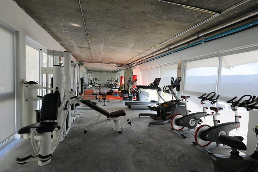 Sea-View 2-Bedroom Apartment, 104 m² — Bang Rak — Gym, sauna and cinema downstairs