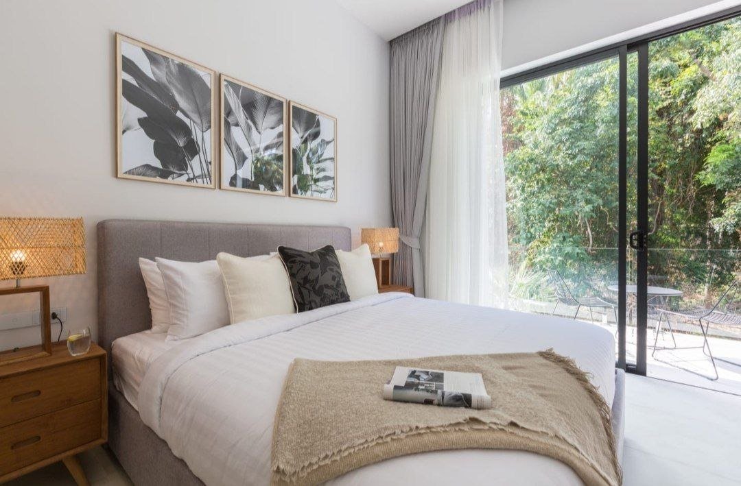 Modern 3-Bedroom Pool Villa for Sale in Bophut Beach — Bedrooms with their own balconies